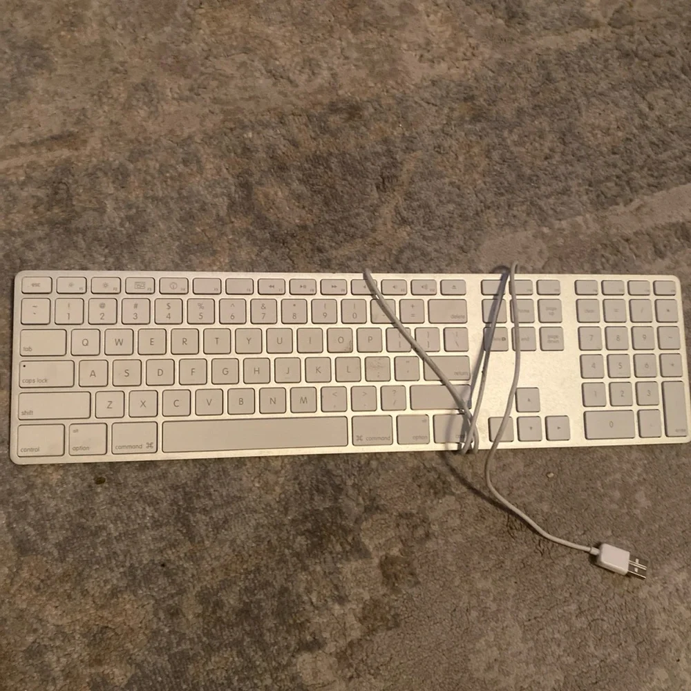 Apple USB Keyboard